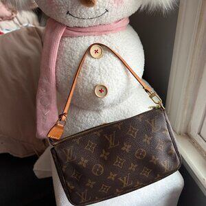 Louis Vuitton Monogram Pochette with New Dustbag CA0012